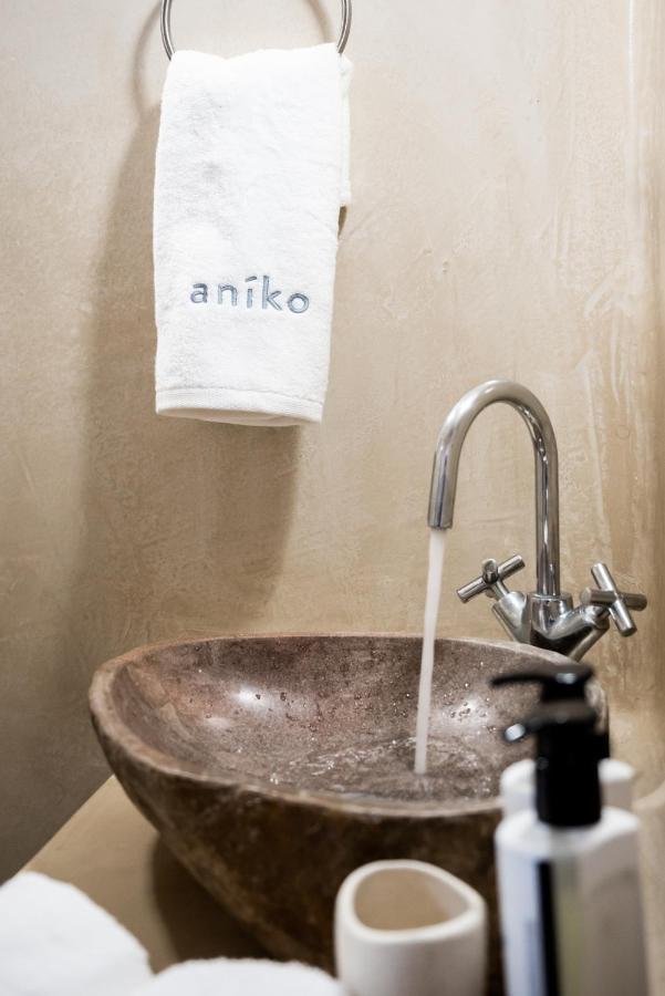 Aniko Suites Psarou Псару Екстериор снимка