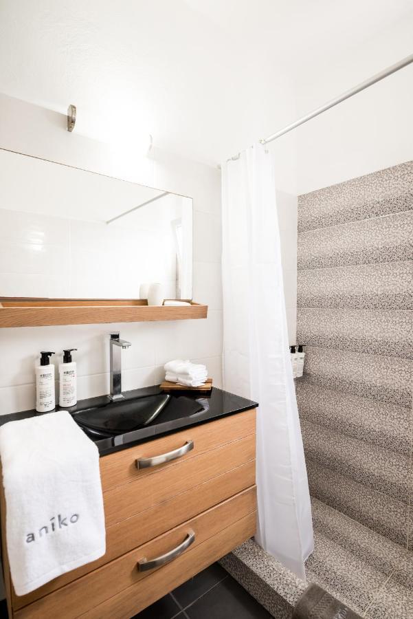 Aniko Suites Psarou Псару Екстериор снимка